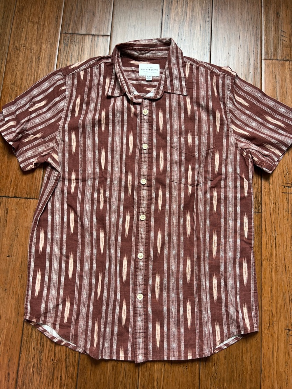 Men’s Lucky Brand Short-Sleeve Striped Button-Down Shirt Sz. Medium